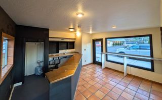 310 N Main Street F, Phoenix, OR 97535
