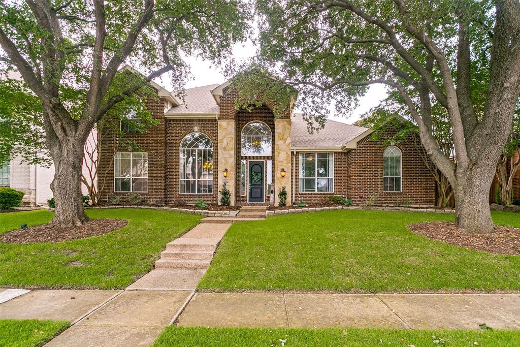 4524 Huntwick Drive, Plano, TX 75024
