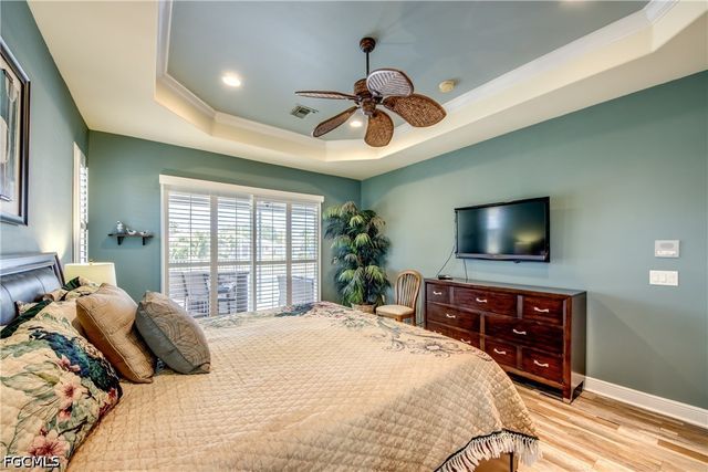 2120 SW 8th PL, Cape Coral, FL 33991