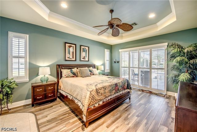 2120 SW 8th PL, Cape Coral, FL 33991