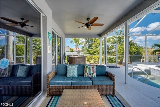 2120 SW 8th PL, Cape Coral, FL 33991