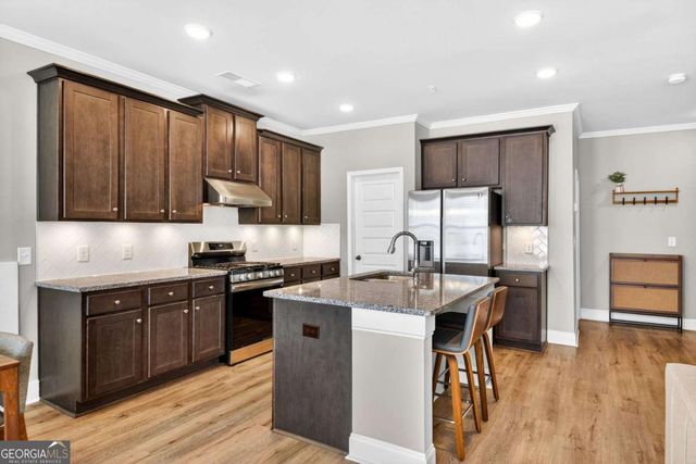 352 Cherryhill Lane, Woodstock, GA 30188