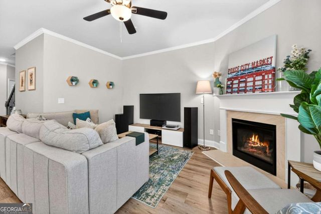 352 Cherryhill Lane, Woodstock, GA 30188