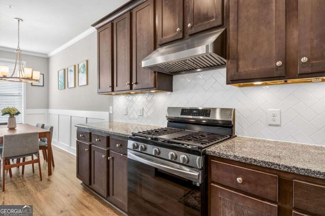 352 Cherryhill Lane, Woodstock, GA 30188