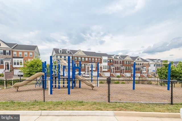 42713 TUNSTALL TER, Ashburn, VA 20147