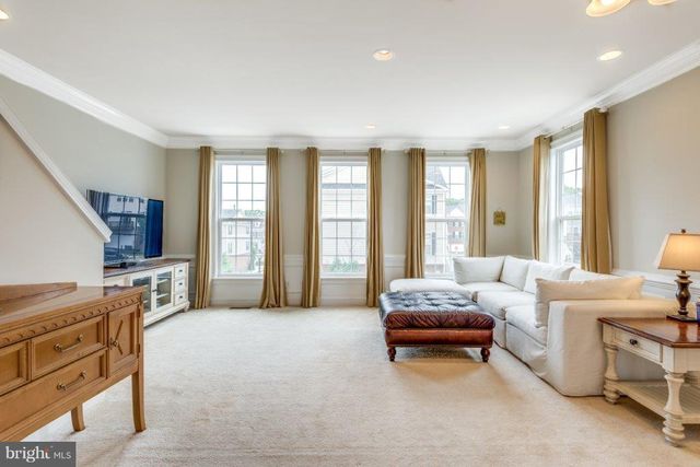 42713 TUNSTALL TER, Ashburn, VA 20147