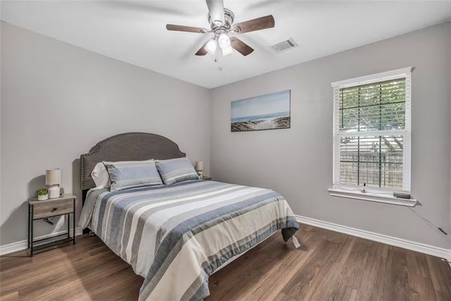 903 Whitewing Lane, College Station, TX 77845