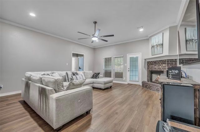 903 Whitewing Lane, College Station, TX 77845