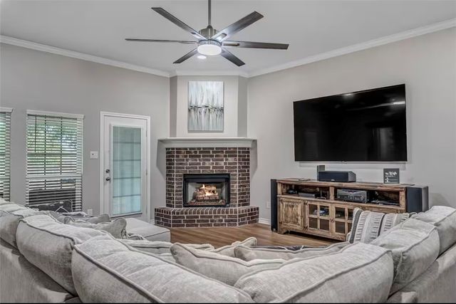 903 Whitewing Lane, College Station, TX 77845