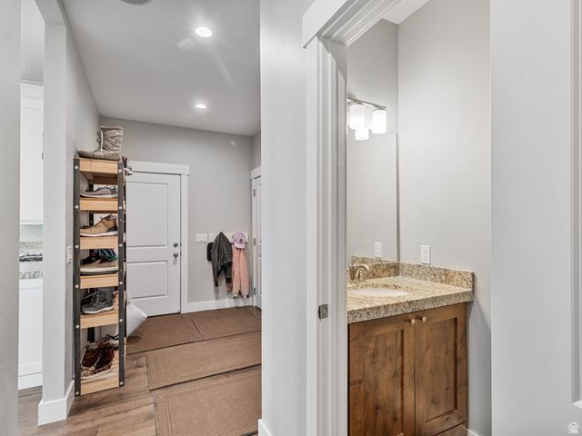 2558 MOUNTAIN GLEN RD, Erda, UT 84074