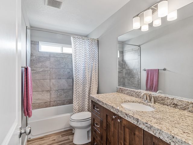 2558 MOUNTAIN GLEN RD, Erda, UT 84074