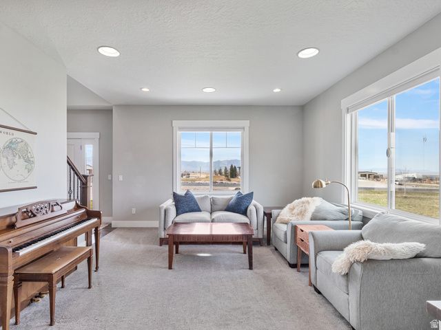 2558 MOUNTAIN GLEN RD, Erda, UT 84074