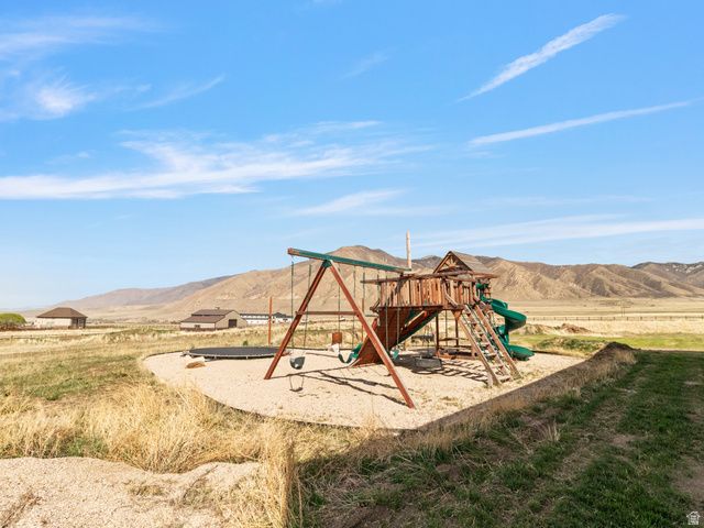 2558 MOUNTAIN GLEN RD, Erda, UT 84074