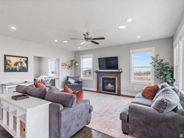 2558 MOUNTAIN GLEN RD, Erda, UT 84074