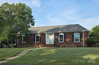 1280 Queensgate Street, Gastonia, NC 28054