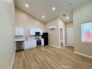 1464 3rd Street 2, La Verne, CA 91750