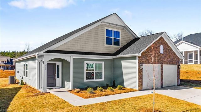 112 Lovefeast Drive, Advance, NC 27006