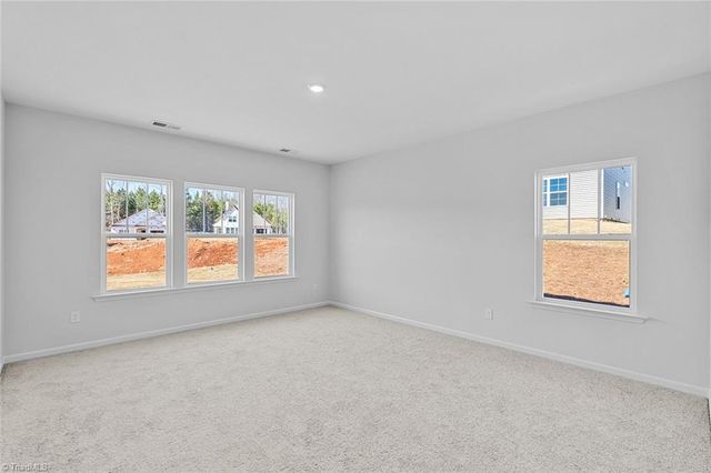 112 Lovefeast Drive, Advance, NC 27006