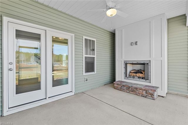 112 Lovefeast Drive, Advance, NC 27006