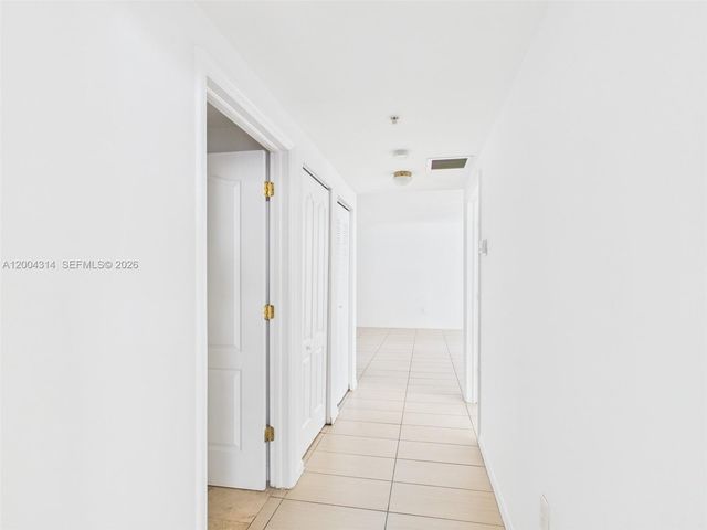 425 NE 30th St 604, Miami, FL 33137