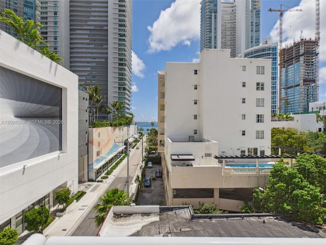 425 NE 30th St 604, Miami, FL 33137