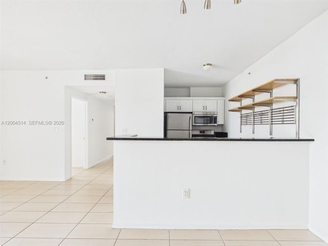 425 NE 30th St 604, Miami, FL 33137