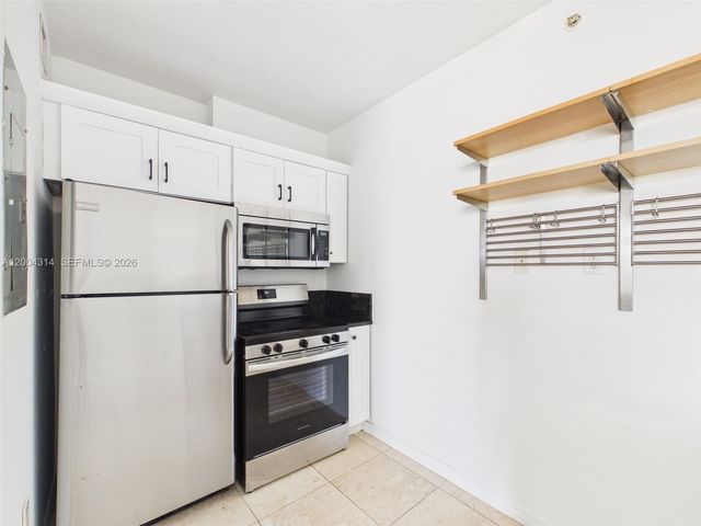 425 NE 30th St 604, Miami, FL 33137