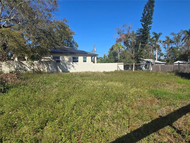 1756 DR MARTIN LUTHER KING JR STREET S, St Petersburg, FL 33705