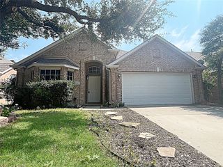 2913 Dunbar Drive, Mckinney, TX 75070