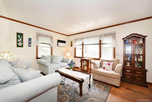 246-35 85th Road, Bellerose, NY 11426