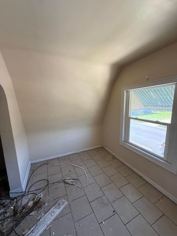 3809 Catalpa Street, East Chicago, IN 46312