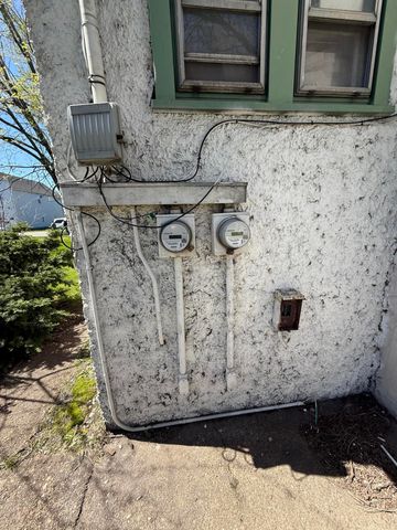 3809 Catalpa Street, East Chicago, IN 46312