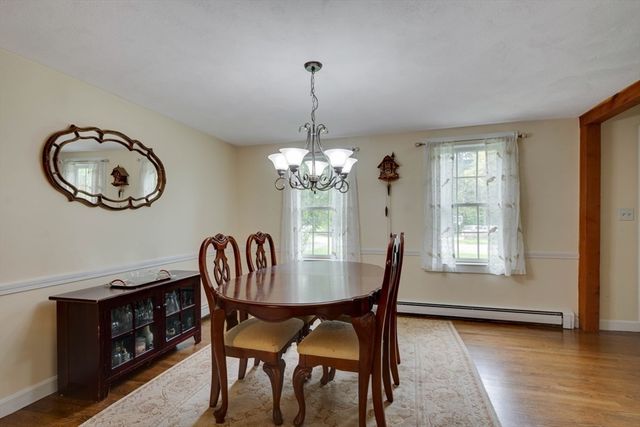 35 Blueberry Lane, Reading, MA 01867