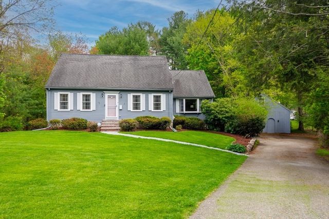 35 Blueberry Lane, Reading, MA 01867