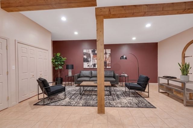 35 Blueberry Lane, Reading, MA 01867