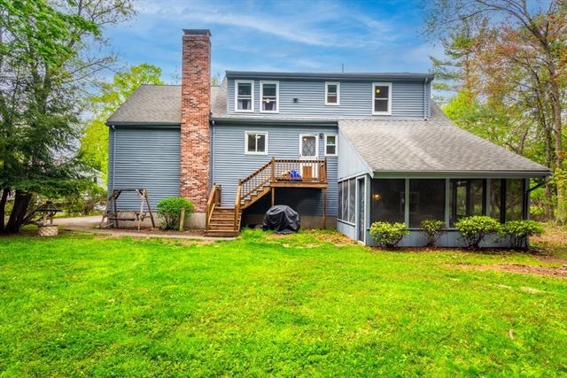 35 Blueberry Lane, Reading, MA 01867