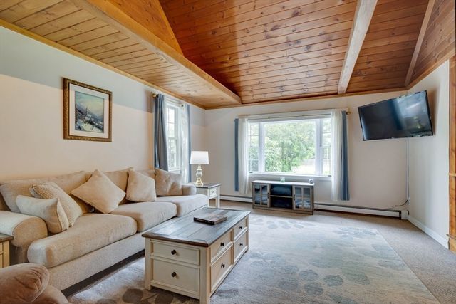 35 Blueberry Lane, Reading, MA 01867