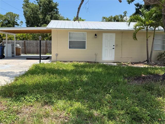 2195 PARK ROAD, Venice, FL 34293