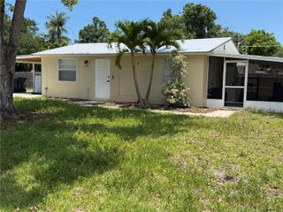 2195 PARK ROAD, Venice, FL 34293