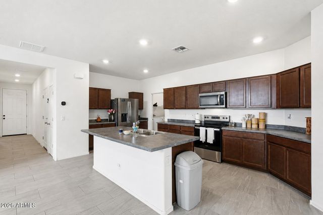 1534 S 182ND Lane, Goodyear, AZ 85338