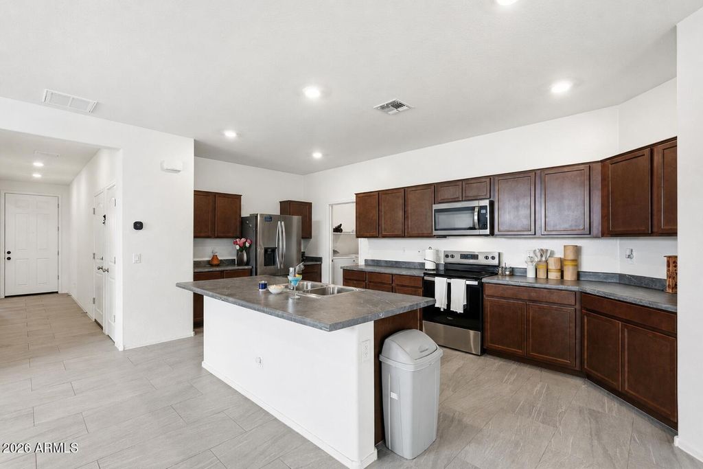 1534 S 182ND Lane, Goodyear, AZ 85338 — photo 4