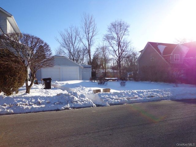 208 Saddle River Road, Monsey, NY 10952