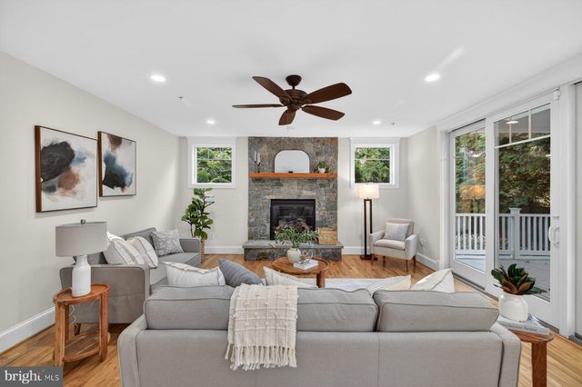 5011 RUGBY AVE, Bethesda, MD 20814