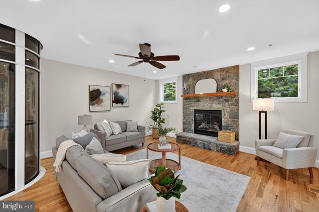 5011 RUGBY AVE, Bethesda, MD 20814