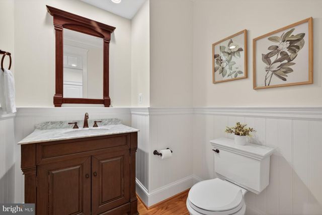 5011 RUGBY AVE, Bethesda, MD 20814
