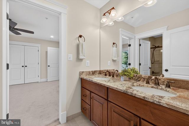 5011 RUGBY AVE, Bethesda, MD 20814
