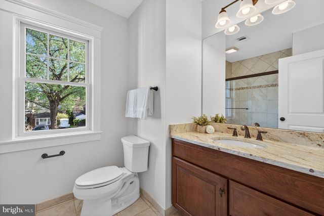 5011 RUGBY AVE, Bethesda, MD 20814