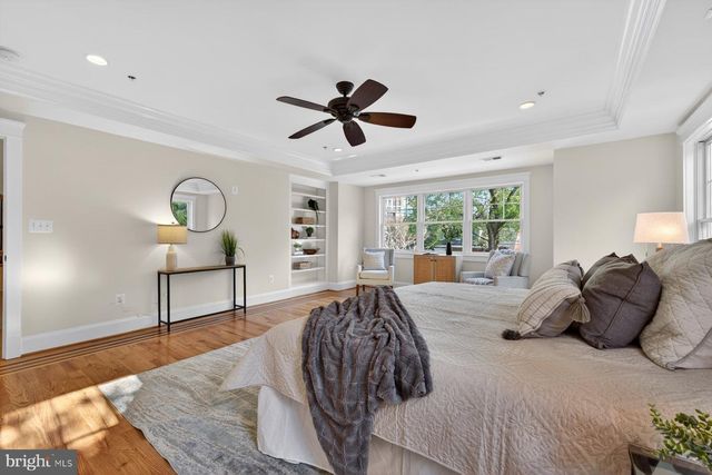 5011 RUGBY AVE, Bethesda, MD 20814