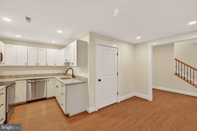 5011 RUGBY AVE, Bethesda, MD 20814