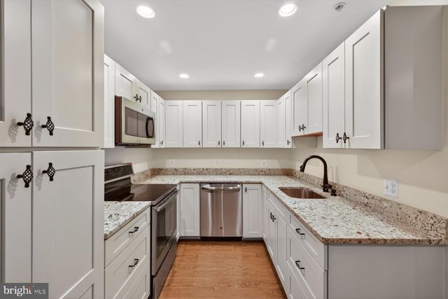 5011 RUGBY AVE, Bethesda, MD 20814